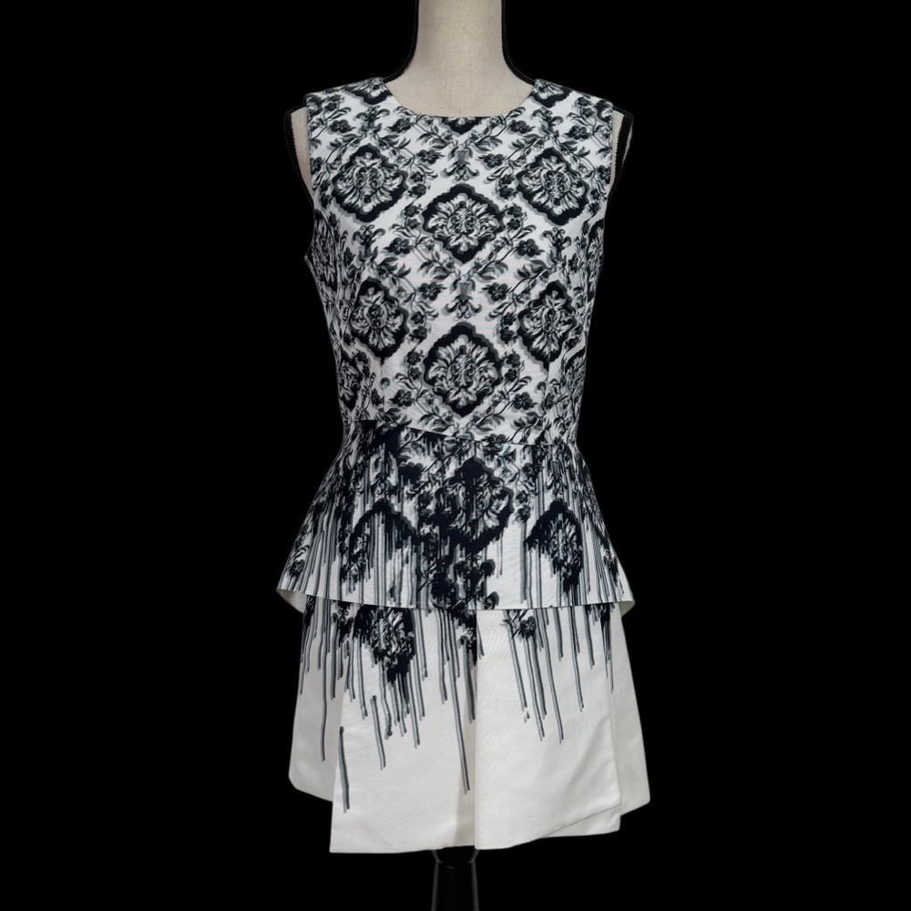 Alexander McQueen IT42 Sleeveless Peplum Mini Dress • Black White Floral Print 6 - Picture 14 of 14
